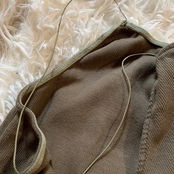 NWOT Brandy Melville Crop Top - Picture 6 of 6